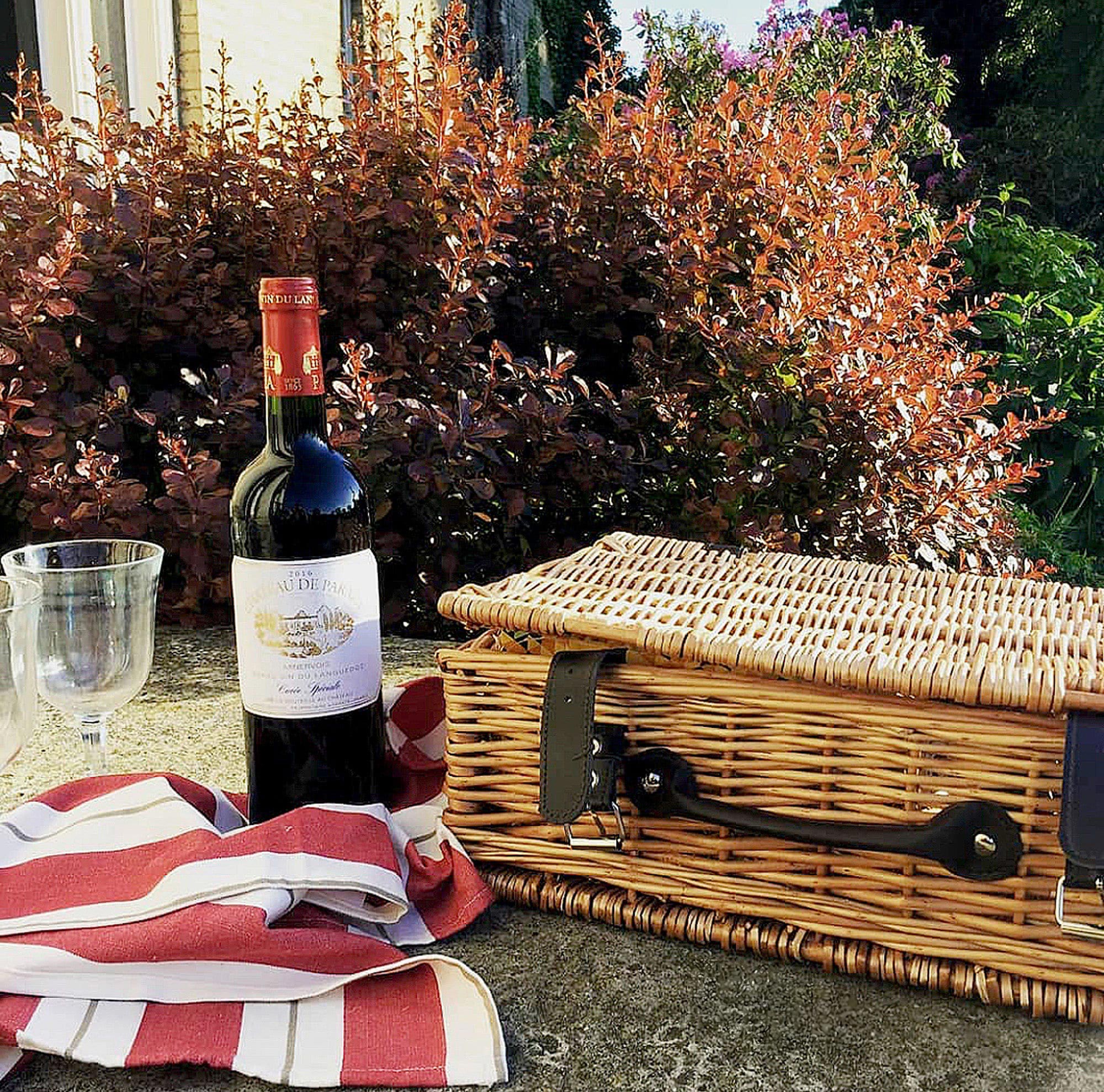Small picnic hamper for two - personalised gift for couples