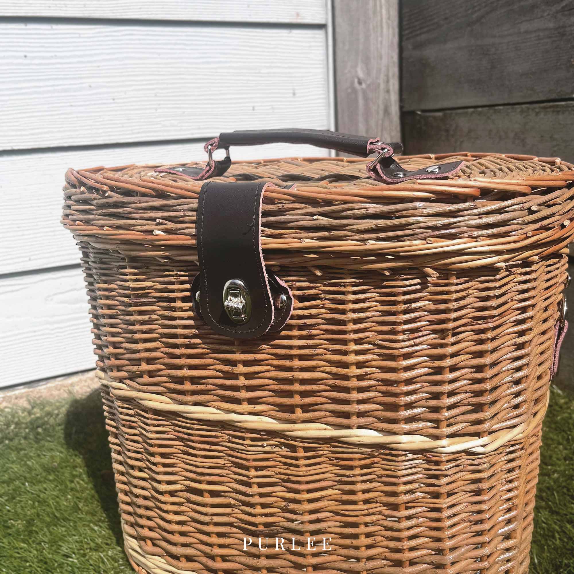Ramblers Picnic Basket for Two - Outdoor Gift for Walkers & Hikers