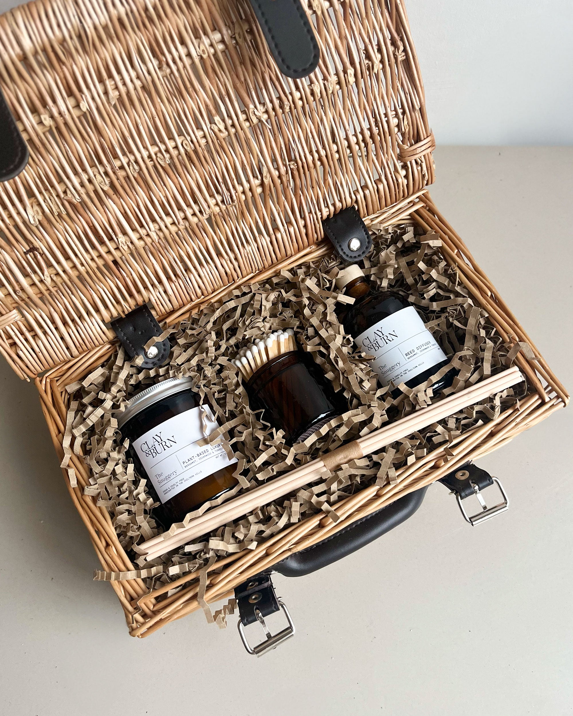 Clay & Burn Luxury Vegan Candle & Diffuser Gift Hamper - Home Fragrance