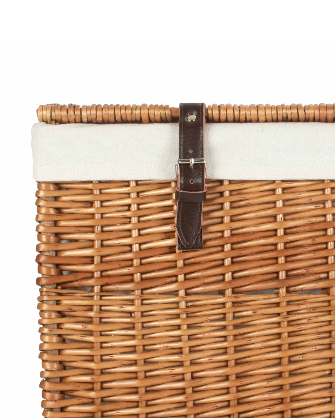 Large 24-Inch Wicker Storage Chest With Lid, White Lining