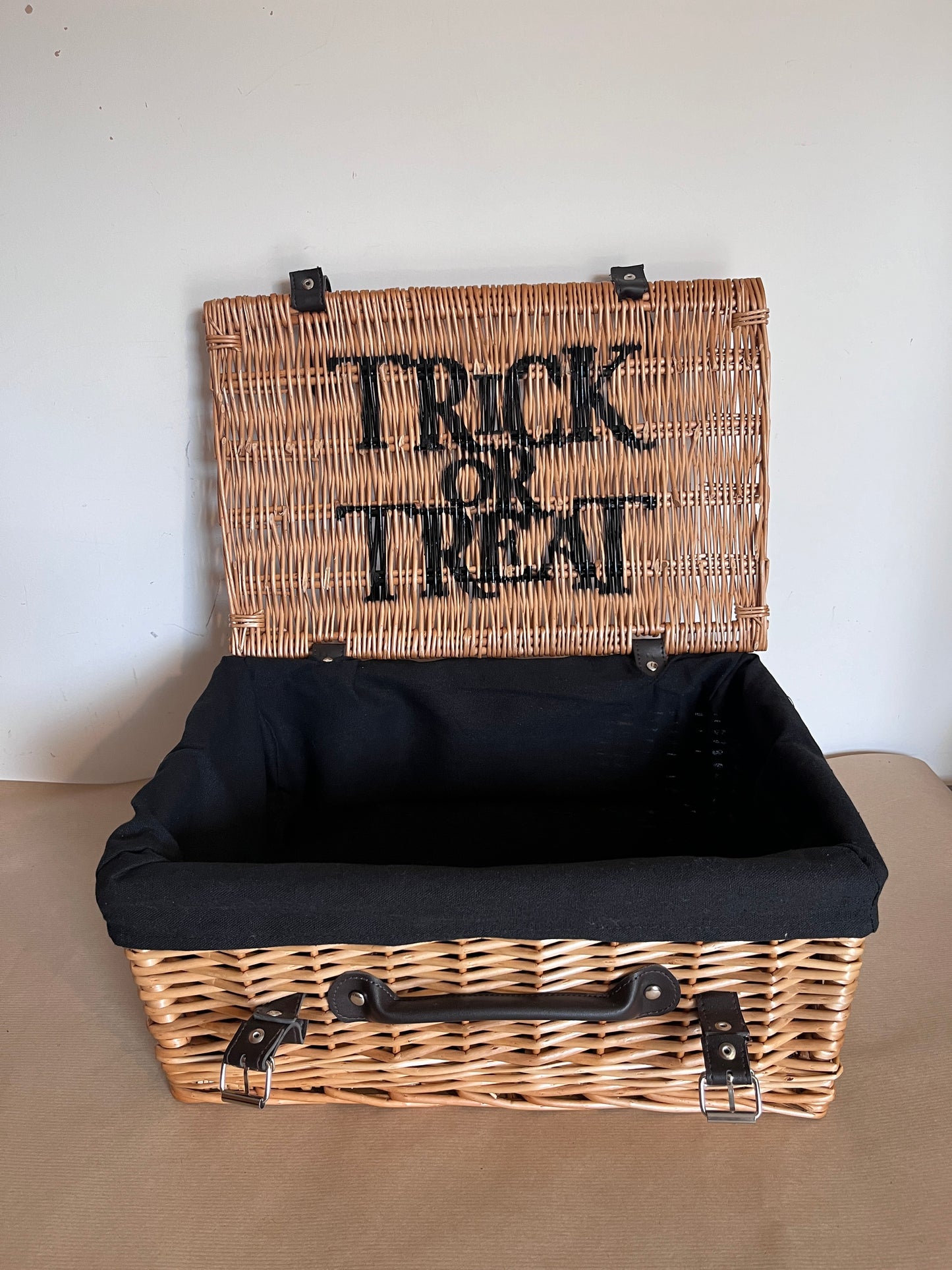 Halloween "Trick or Treat" Hamper