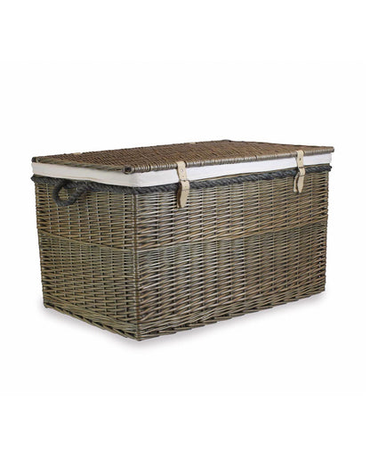 29" Rope Handle Storage Trunk with Liner (Antique Wash)