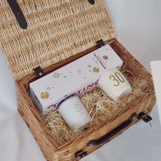 Create your own personalised wicker hamper gift basket